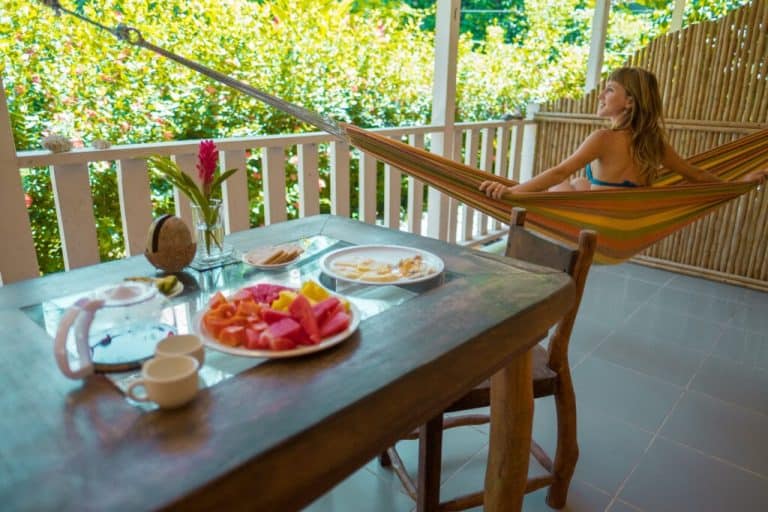 Can a Fence Post Support a Hammock? Fence Frenzy